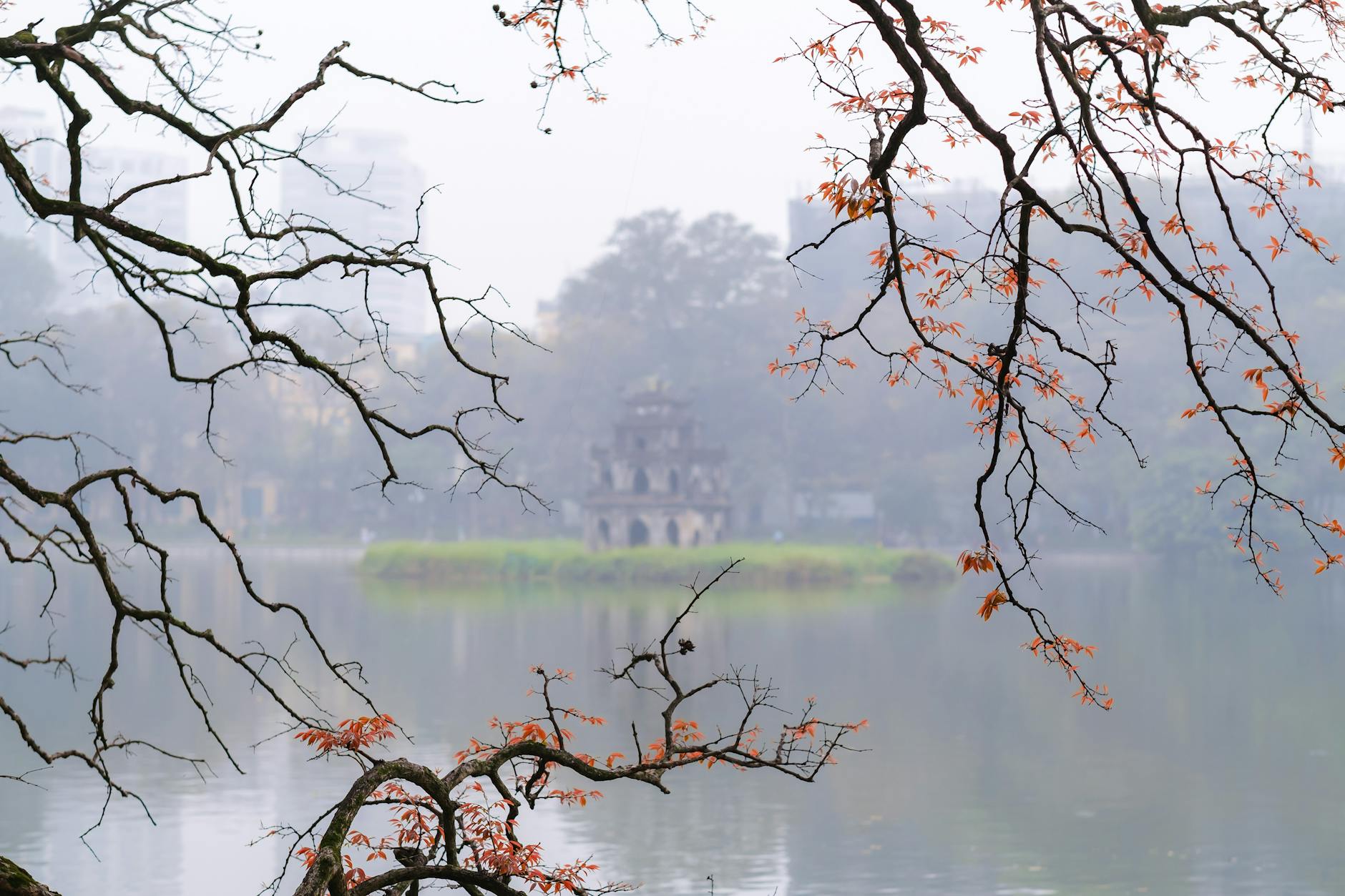Best Time to Visit Hanoi: Complete Weather & Season Guide (2026)