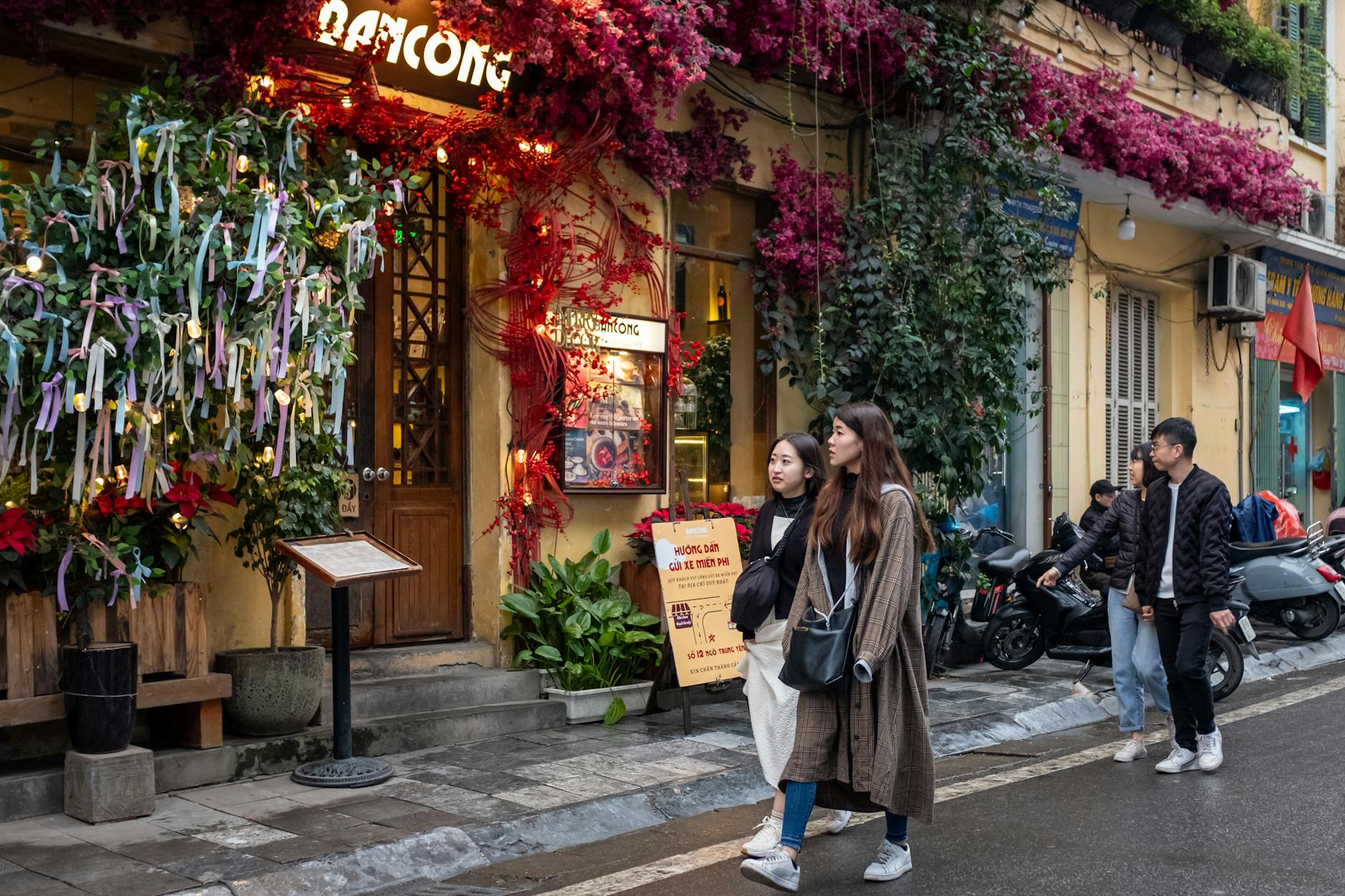 Hanoi Safety Tips: Complete Practical Guide for Travelers (2026) 1 Hanoi Safety Tips: Complete Practical Guide for Travelers (2026)