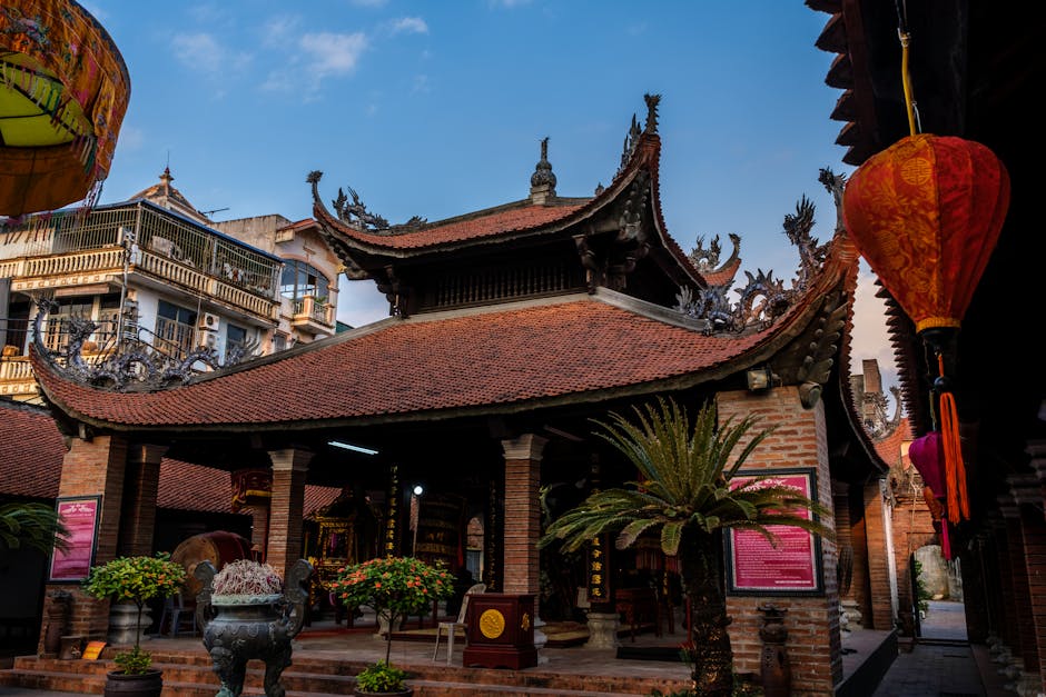 4 Days in Hanoi Itinerary: City + Halong (2026)