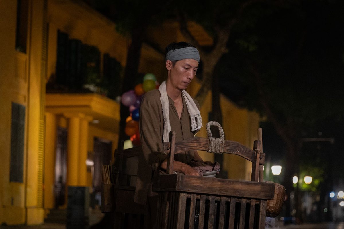 Best Hotels in Hanoi Old Quarter: 20 Top Picks Reviewed (2026) 1 Best hotels in Hanoi Old Quarter line atmospheric lantern-lit streets near Hoan Kiem Lake